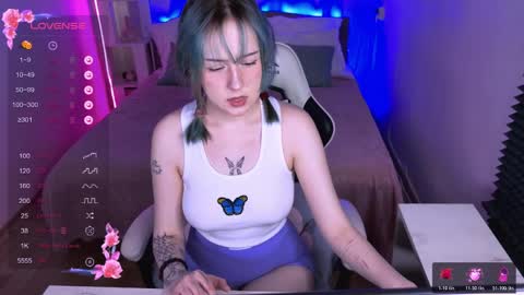 Karina online show from April 6, 11:11 am