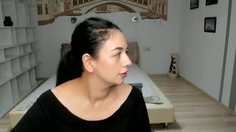 Karina online show from November 11, 8:22 am