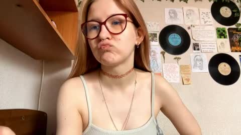 Karina online show from April 14, 7:30 am