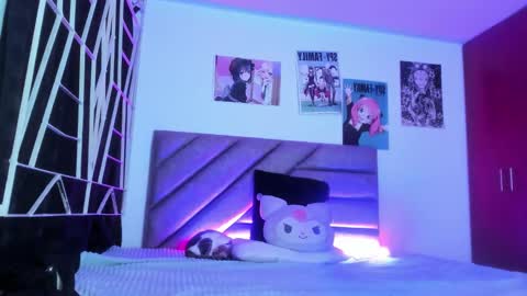 KARINNA  RAVEN online show from December 23, 12:03 am