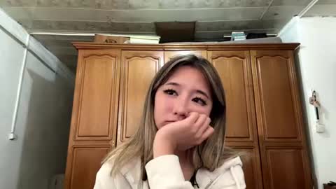 karissagius online show from June 28, 12:23 pm