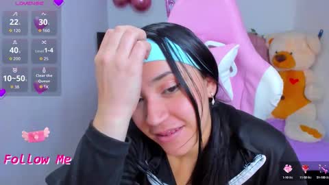 karla online show from October 12, 7:11 am