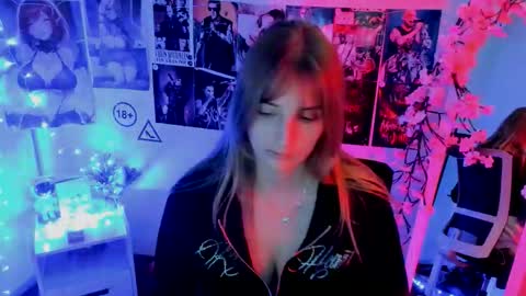 Karla online show from November 14, 3:34 pm