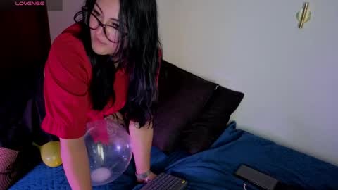 karla online show from April 13, 4:19 pm