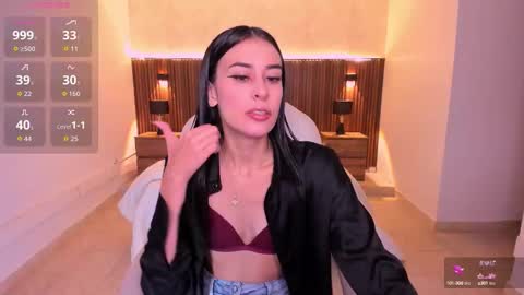 Snapshot of karlaa_james chatting on October 14, 11:02 am Karlaa  online show from October 14, 11:02 am