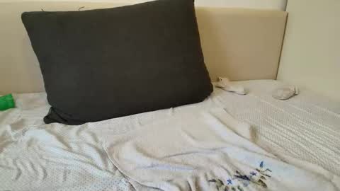 Crystyna online show from March 29, 8:57 am