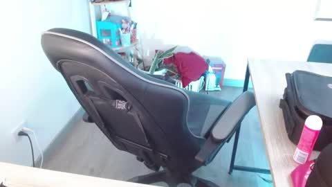 karlavittar online show from February 14, 10:14 pm