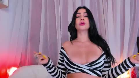 Karlotazuggar -   online show from November 10, 2:39 am