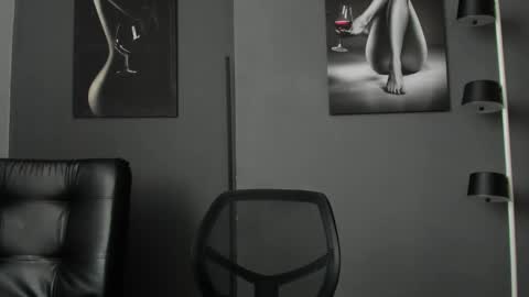   online show from January 7, 5:49 pm