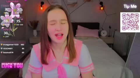 Karolina online show from April 14, 8:14 am