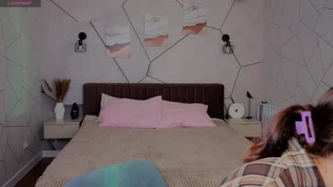 Karolina online show from March 31, 1:05 am