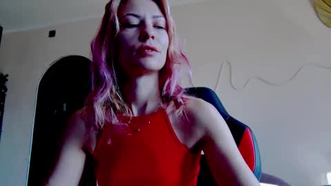 karoline121 online show from November 1, 10:30 am