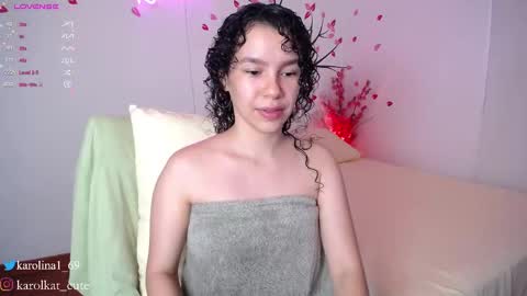 Snapshot of karolkat_1 chatting on February 26, 9:18 pm Karolina 3 online show from February 26, 9:18 pm