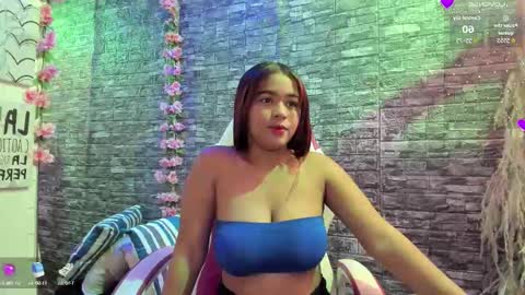 Snapshot of karoll__sex chatting on October 2, 2:00 pm KAROLL online show from October 2, 2:00 pm