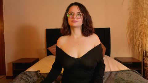 kassandra james online show from March 11, 2:09 pm