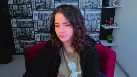kassandra james online show from June 16, 1:56 pm