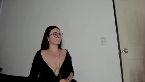 kassandra james online show from March 8, 11:49 pm