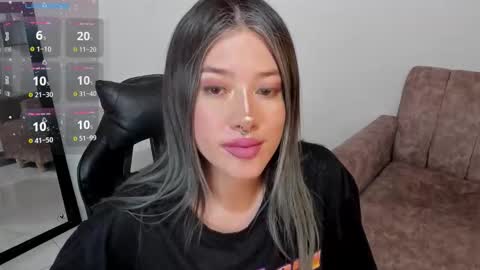 Alicia online show from February 22, 3:40 am