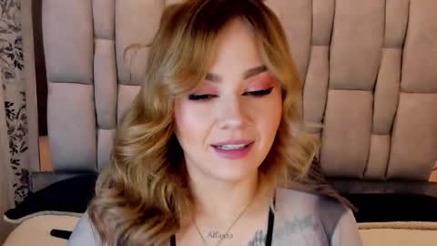 K A T A  H O O T online show from January 12, 8:25 pm