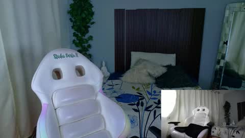 kate online show from December 19, 8:56 pm