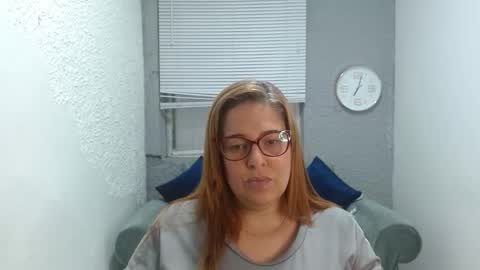 kataleyamilf69 online show from February 3, 12:43 pm