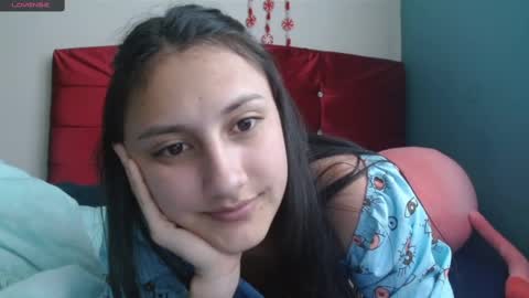 Snapshot of kate_davies chatting on February 14, 9:53 pm kate online show from February 14, 9:53 pm