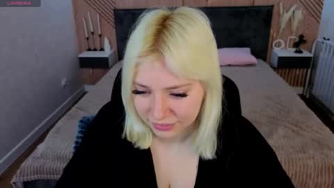 Kate online show from April 17, 1:19 am