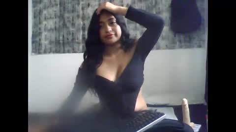 Danna online show from April 12, 6:00 pm