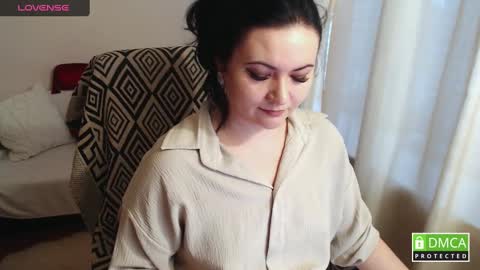 Snapshot of katelynwinehouse chatting on December 7, 11:07 am Katelyn online show from December 7, 11:07 am