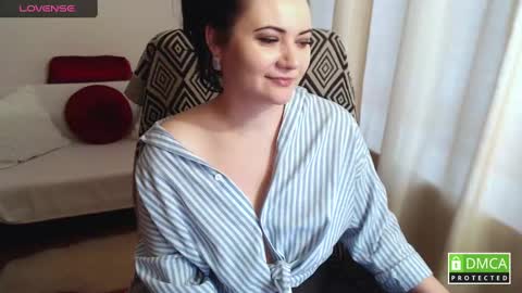 Snapshot of katelynwinehouse chatting on January 29, 11:30 am Katelyn online show from January 29, 11:30 am