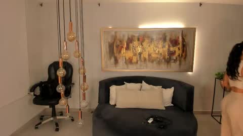 K A T E  online show from March 24, 11:15 am