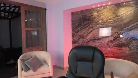 K A T E  online show from January 14, 11:48 am