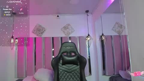 KATIA  online show from October 27, 12:33 pm