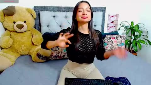 Follow Instagram katikloving online show from February 22, 6:47 am