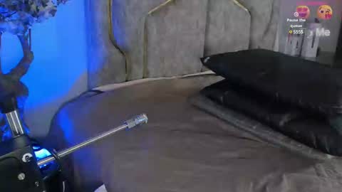 Katerine online show from February 19, 3:39 am