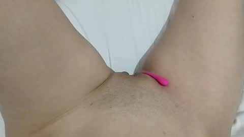 Snapshot of kattrinah_nikitta chatting on September 25, 7:23 pm nikitta online show from September 25, 7:23 pm