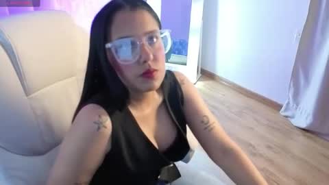 katy_blush online show from June 1, 7:15 pm