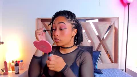 katyortiz online show from February 19, 11:43 am