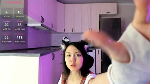 mai online show from June 3, 2:33 pm