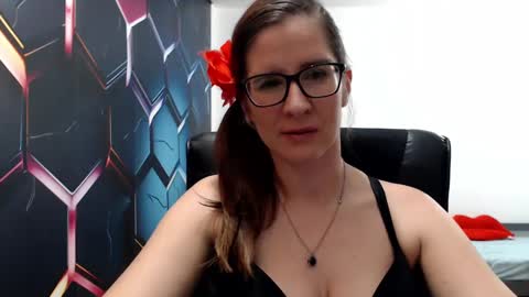 Snapshot of kayalips chatting on December 18, 3:11 pm KayaLips online show from December 18, 3:11 pm