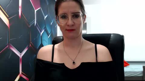 Snapshot of kayalips chatting on December 20, 4:46 pm KayaLips online show from December 20, 4:46 pm