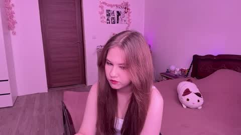 Nyelle online show from May 29, 11:41 am