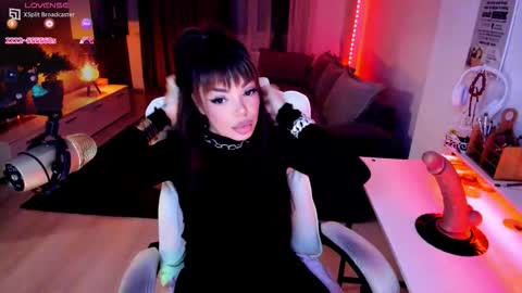 kaylee online show from February 27, 4:29 pm