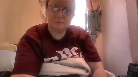 kcandler27 online show from November 3, 10:14 pm