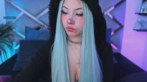 Keidy Monday to Saturday from 200 pm to 810pm  UTC-5 Colombia Time online show from December 16, 8:37 pm