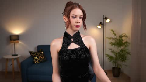 keira_knight online show from January 10, 9:42 pm