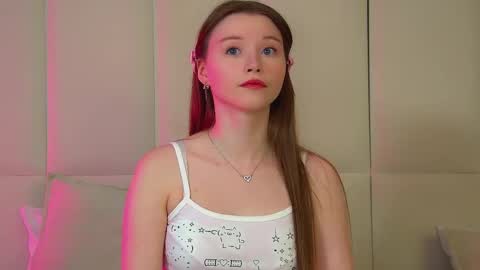 Keira online show from March 23, 6:03 pm