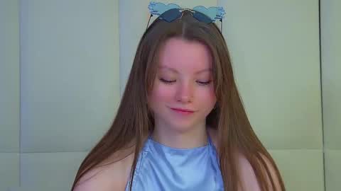 Keira online show from November 21, 6:32 pm