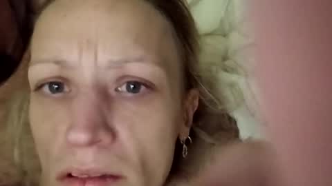 kelcsagegrass online show from April 15, 9:54 am