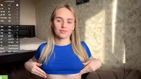 Sylvia online show from November 8, 8:30 am